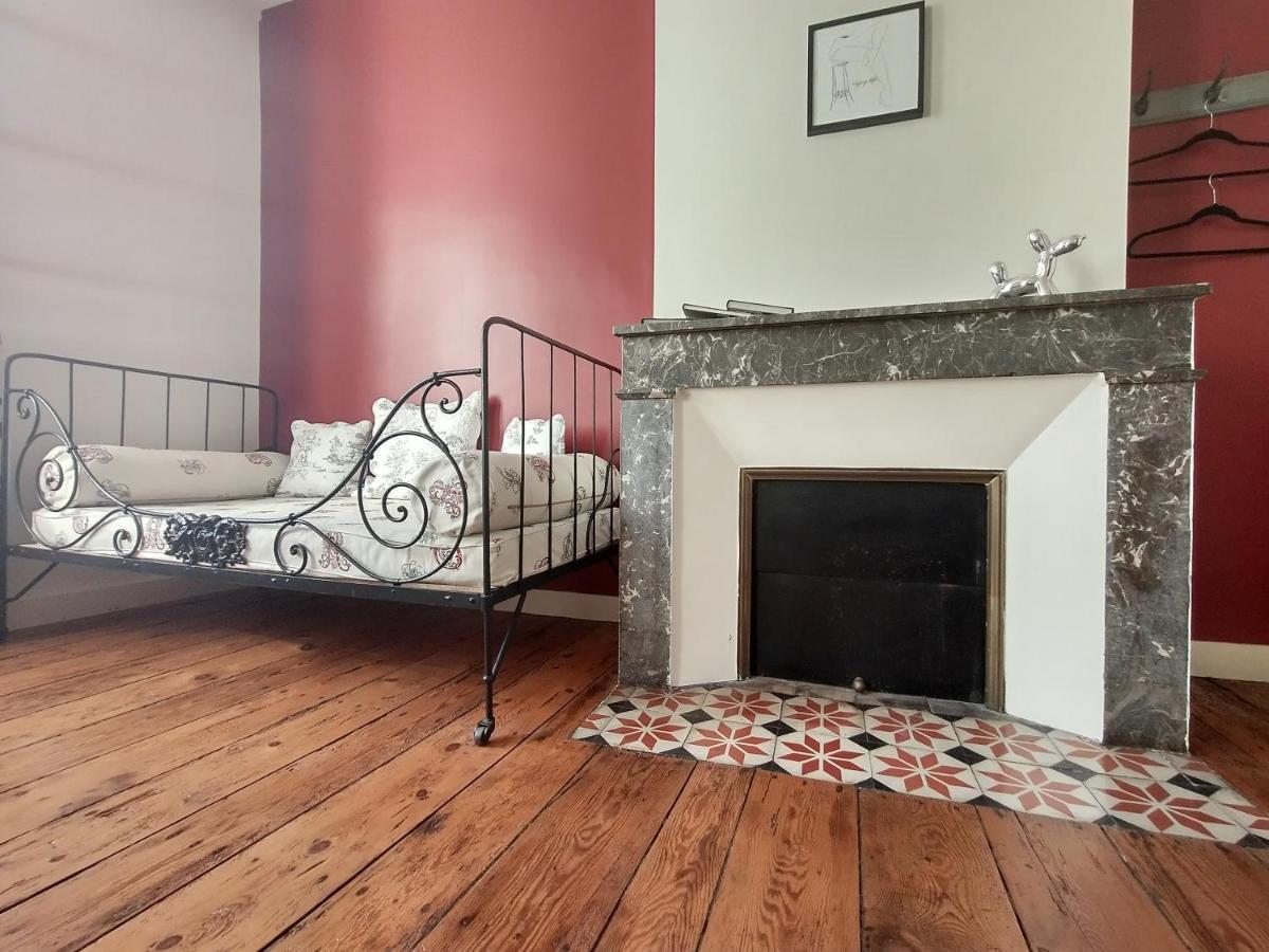 La Parenthese Bed & Breakfast La Reole Exterior photo